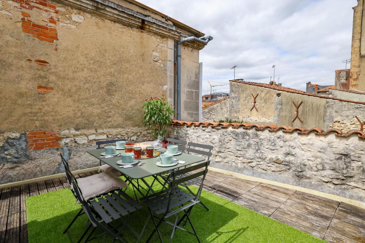 شقة Tour Du Palais #Terrasse #Vue كونْياك المظهر الخارجي الصورة